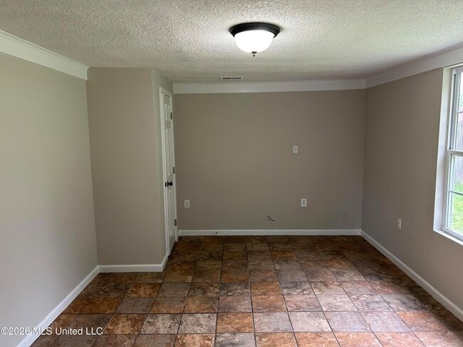Building Photo - 3530 Mayfair Rd