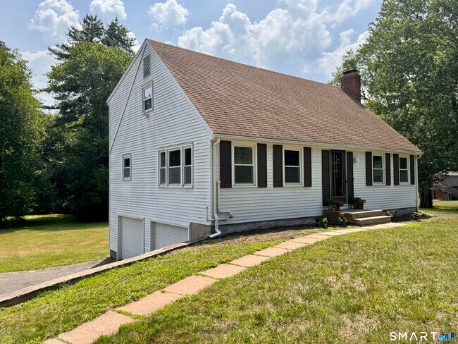 Building Photo - 138 Hampden Rd