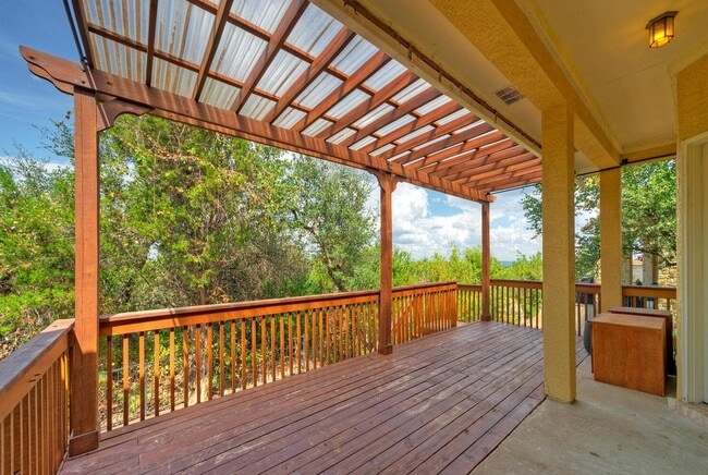 Building Photo - 3912 Coopers Hawk Cove