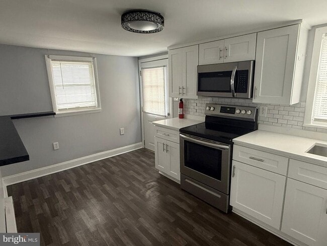 Building Photo - 1511 Plum St