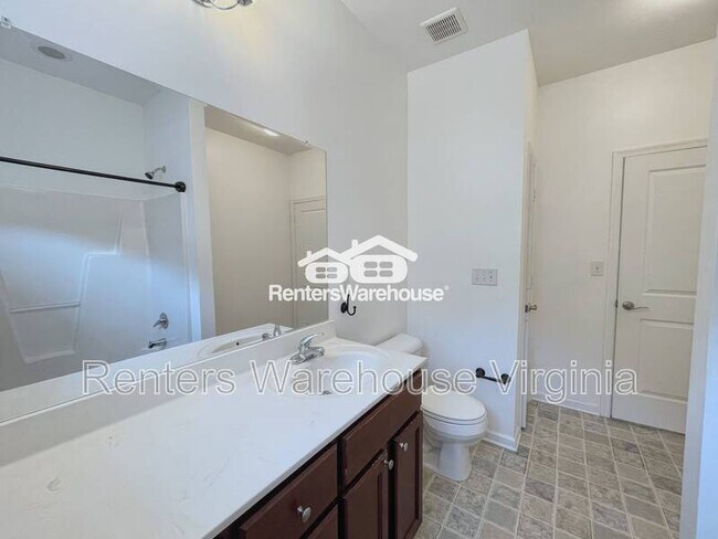 Building Photo - 2514 Leytonstone Dr