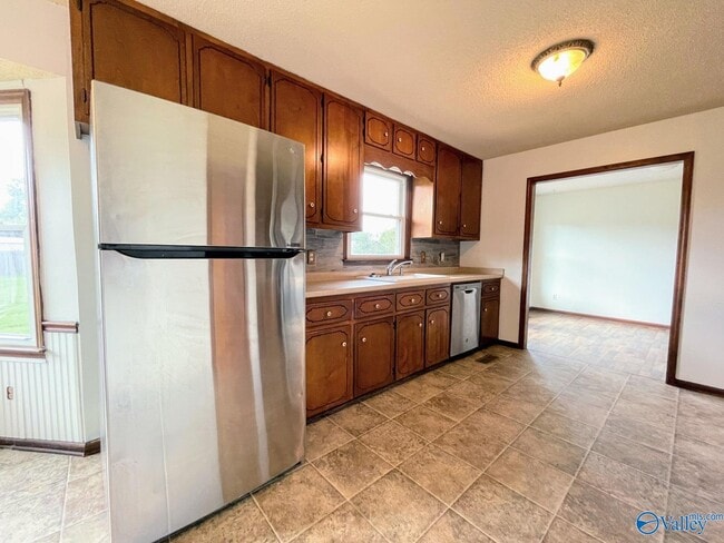 Building Photo - 112 Hazelwood Dr