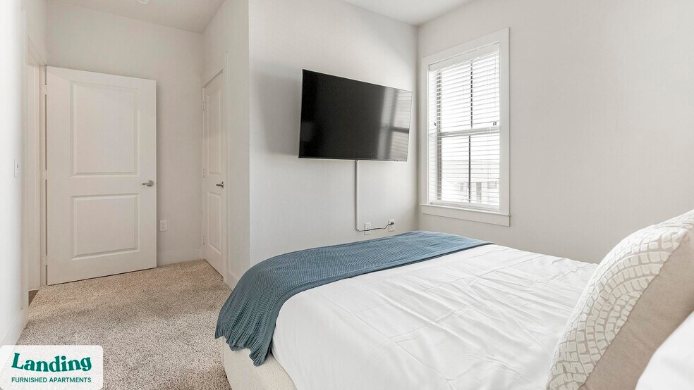 Building Photo - 20915 Wilderness Oak