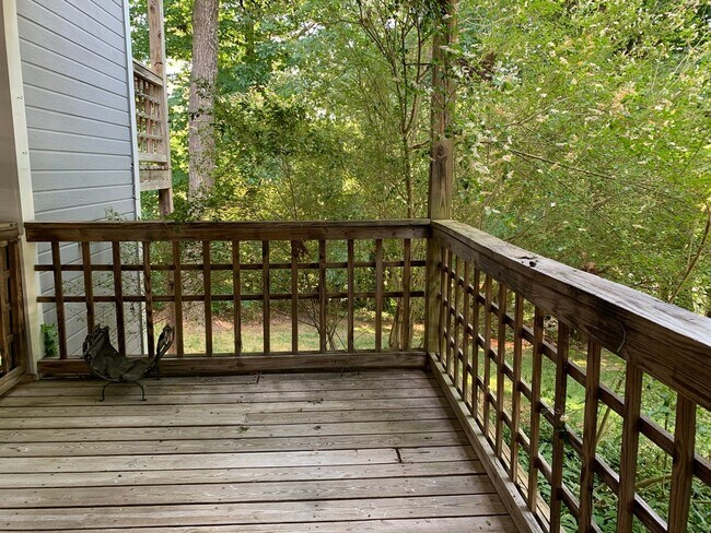 Building Photo - 4631
