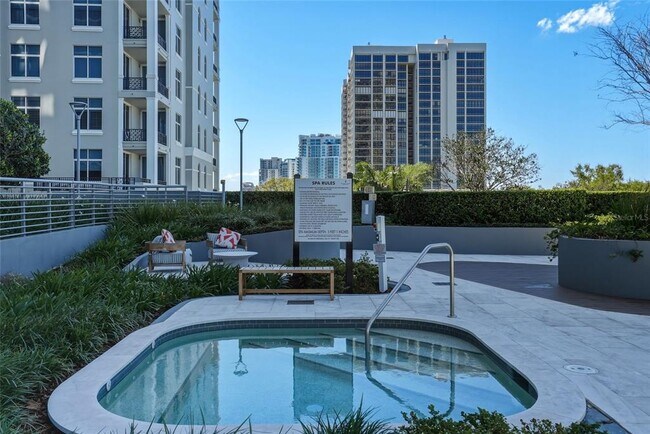 Building Photo - 3101 Bayshore Blvd