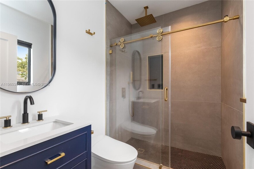 Building Photo - 63 SW 31st Rd