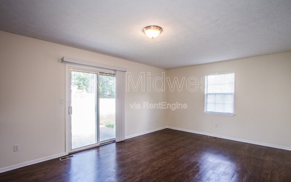 Building Photo - 3281 Cherry Lake Ln