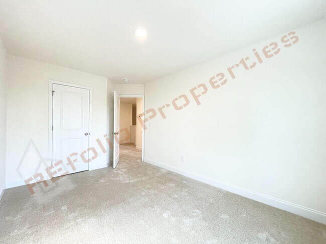 Building Photo - 6417 Granite Quarry Dr