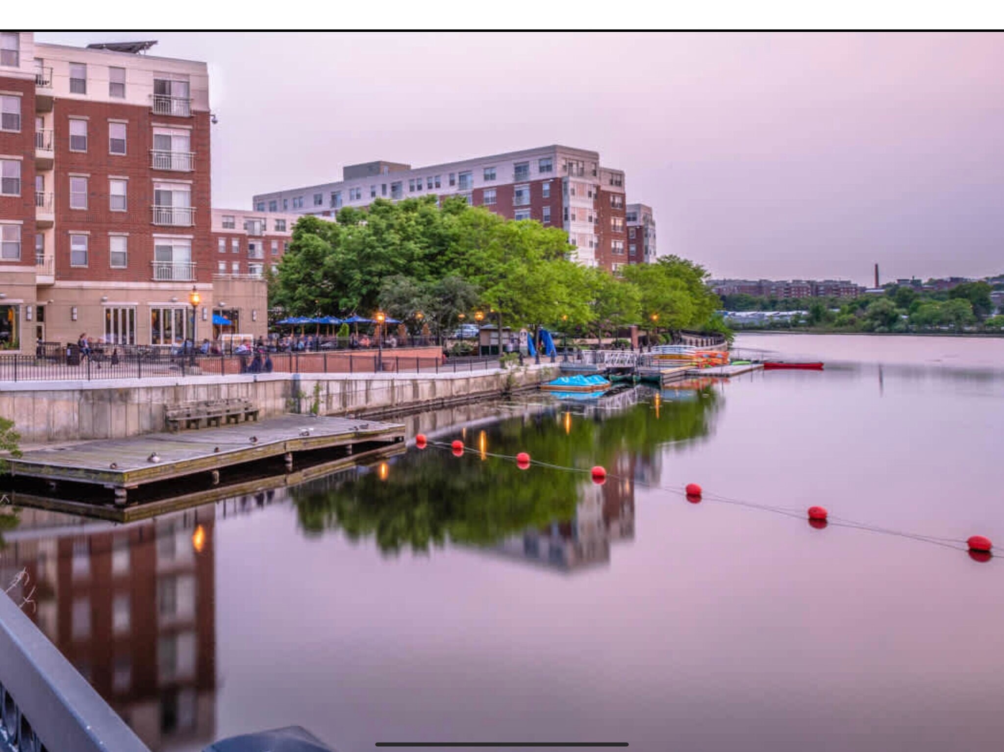 Walk to boat rentals - 16 Maple St