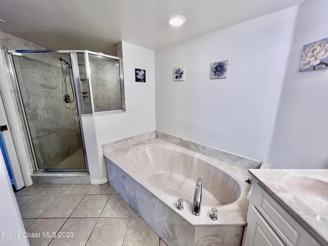 Building Photo - 800 Del Rio Way