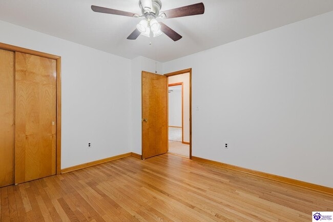 Building Photo - 509 N Mantle Ave