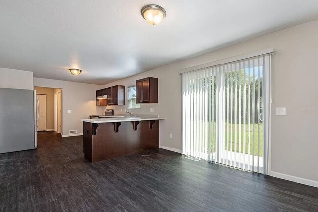 Building Photo - Newer Home for Lease in Richland