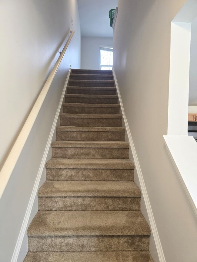 Building Photo - Beautiful Home Available for Rent in Charlotte, NC 28212