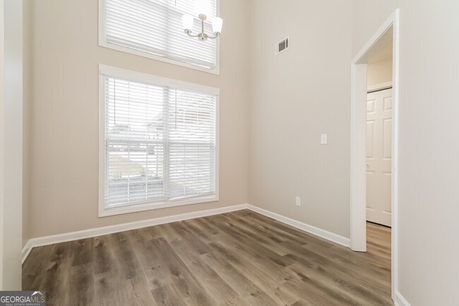 Building Photo - 1204 Genelle Ct