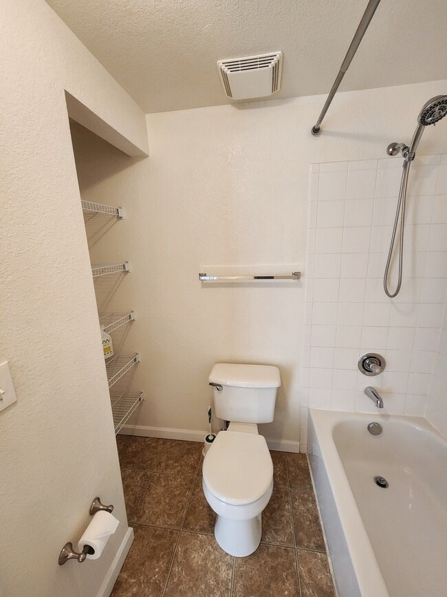 Building Photo - 5755 N Genoa Way