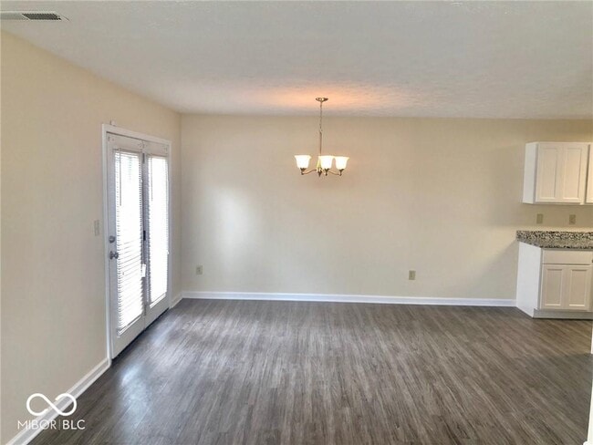 Building Photo - 4946 Lewiston Dr