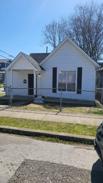 Primary Photo - 127 Fain St