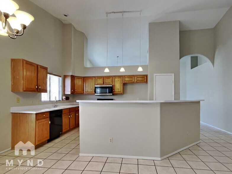 Building Photo - 3828 W Mariposa Grande Ln