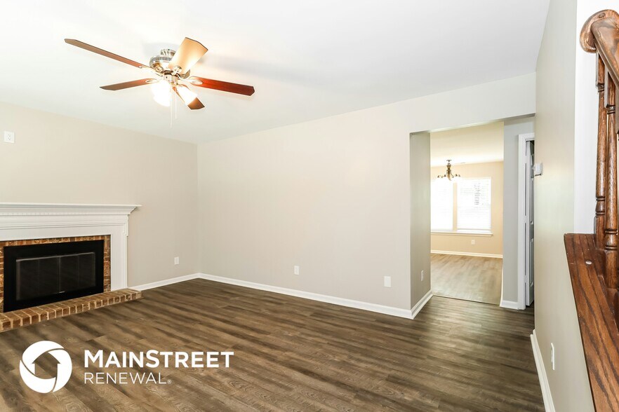 Building Photo - 3601 Kristofer Dr