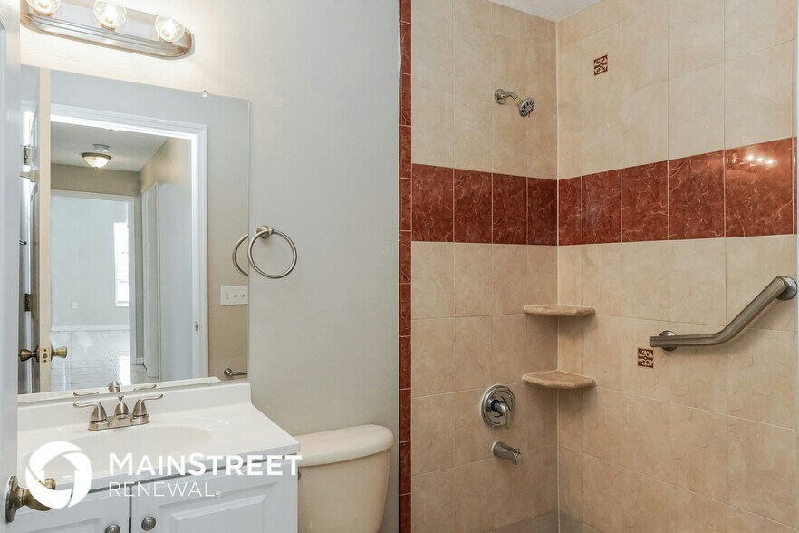 Building Photo - 2406 Parsons Pond Cir