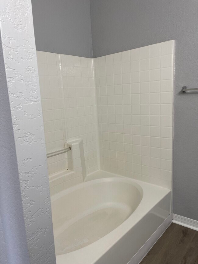 Building Photo - 839 Grand Regency Pointe