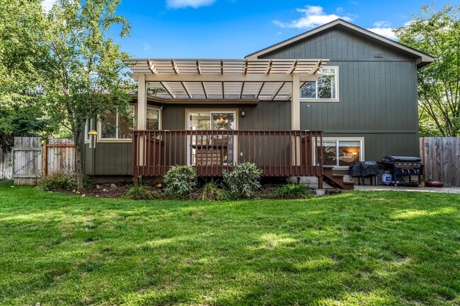 Building Photo - Beautifully done 3 bed 3 bath home in Greenacres/liberty lake area