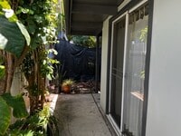 Building Photo - 715 Kahoa Dr
