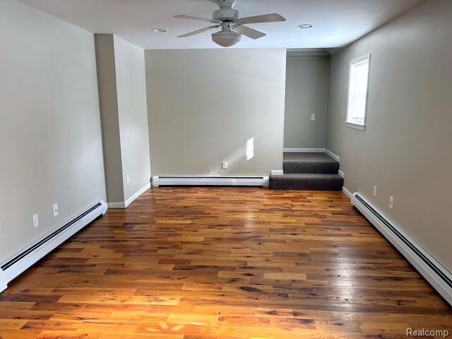 Building Photo - 4675 Lakeborn Dr