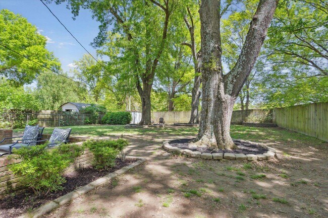 Building Photo - 336 McElroy Rd