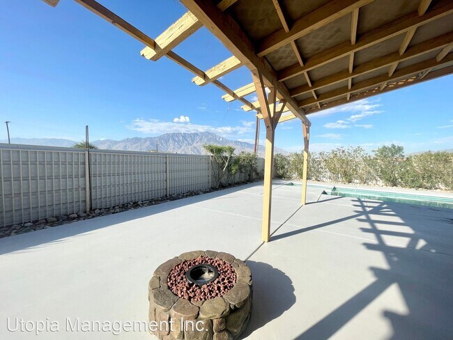 Building Photo - 4 br, 2 bath House - 16725 Nancy Drive