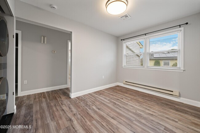 Building Photo - 81 Falmouth Ave