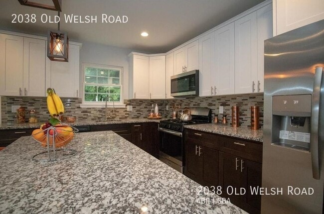 Building Photo - 4BR 2.5BA Single Home for rent in Abington...