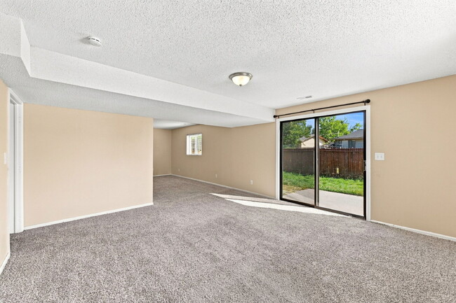 Building Photo - $2,300.95 with $300 Off the First Month's Rent - 3 Beds, 3 Bath, Single Family Home with Solar Pa...