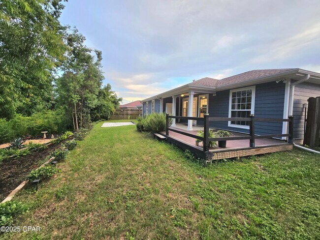 Building Photo - 603 Diamonte Cir