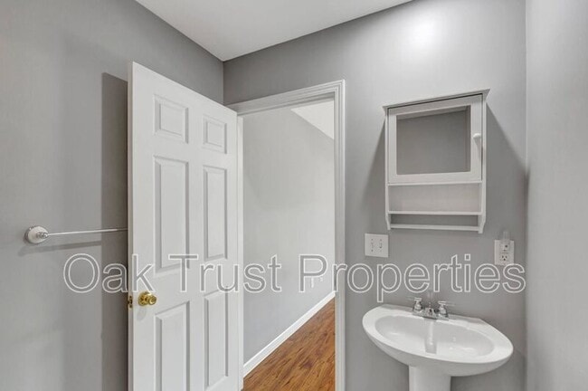 Building Photo - 4834 Habersham Ln