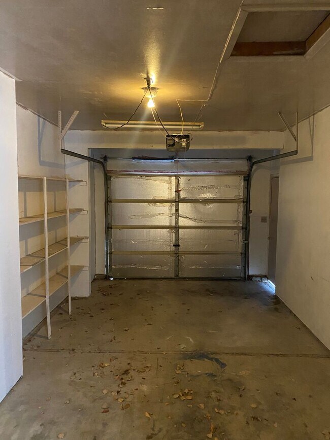 Building Photo - 836 Boyd St