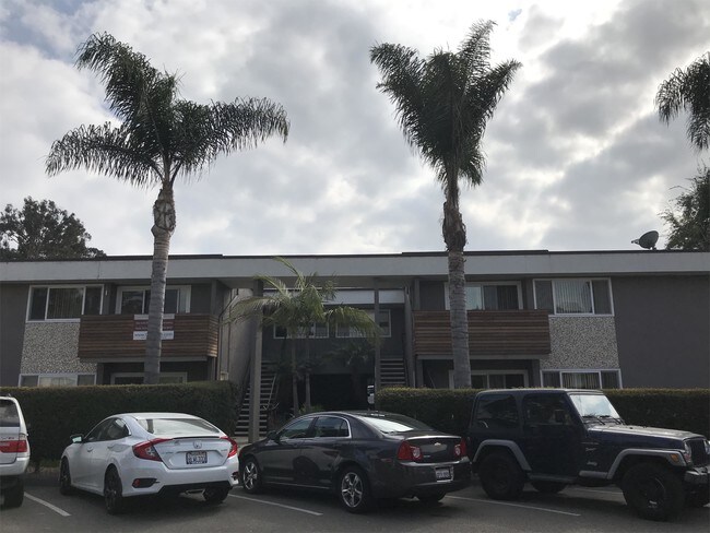 Building Photo - 6509 Seville Rd