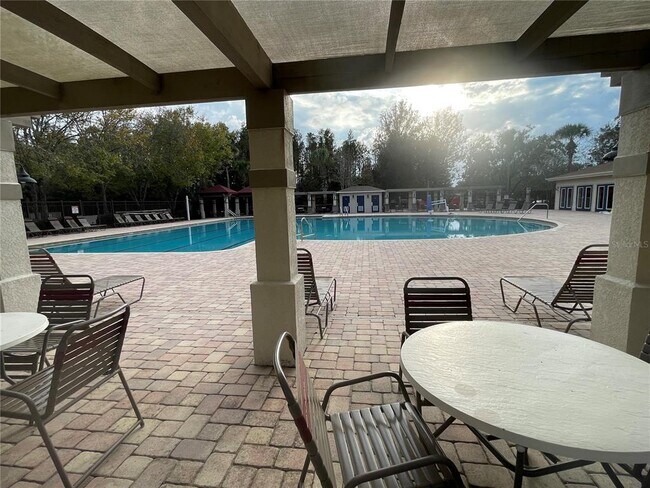 Building Photo - 1228 Bensbrooke Dr