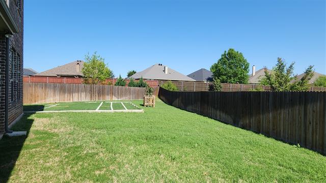Building Photo - 296 Paluxy St