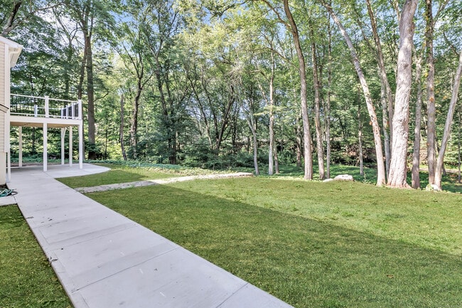 Building Photo - 51 Great Oak Rd