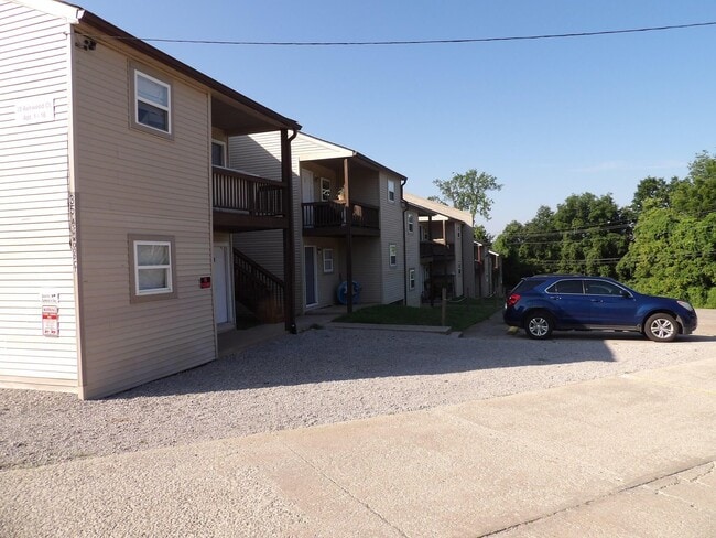 Building Photo - 35 Ashwood Ct