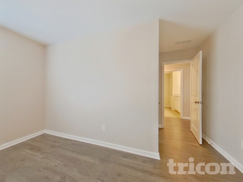 Building Photo - 180 Chapelcrest Ln