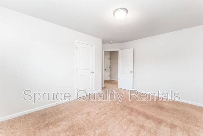 Building Photo - 7155 Watkins Landing Ct