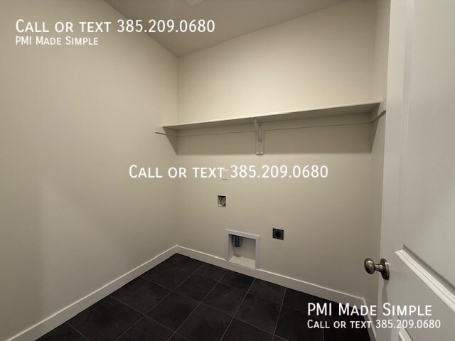 Building Photo - 10063 Torreya Dr