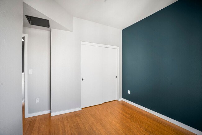 Building Photo - Townhome with EV Ready Garage!