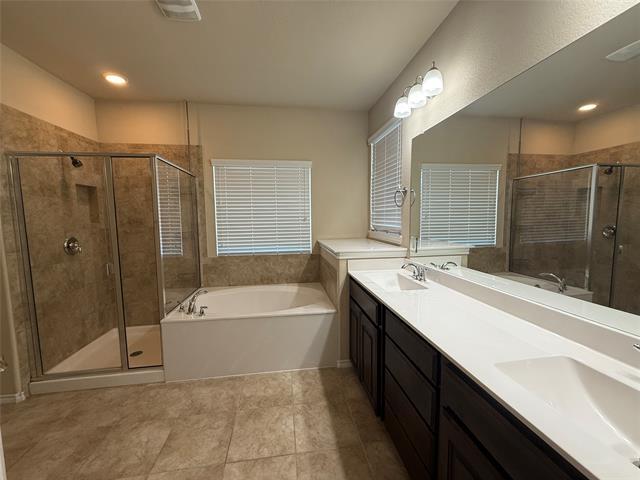 Building Photo - 2225 Windhaven Dr