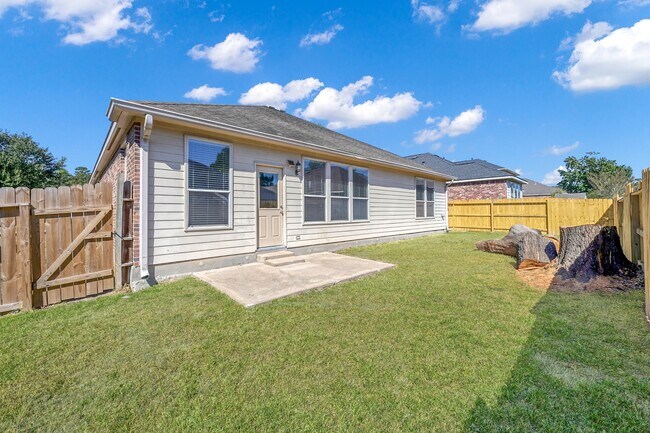 Building Photo - 952 Crannog Way