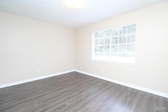 Building Photo - 10151 Guidy Ln