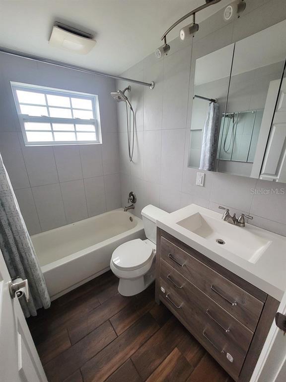 Building Photo - 6907 Forest Ave