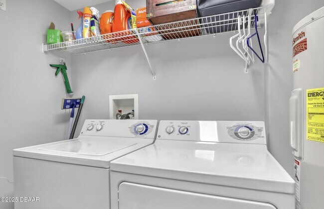 Building Photo - 4670 Links Village Dr